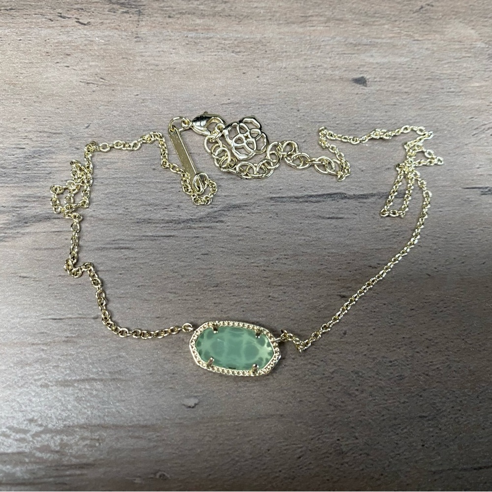 Elisa Gold Pendant Necklace in Light Green